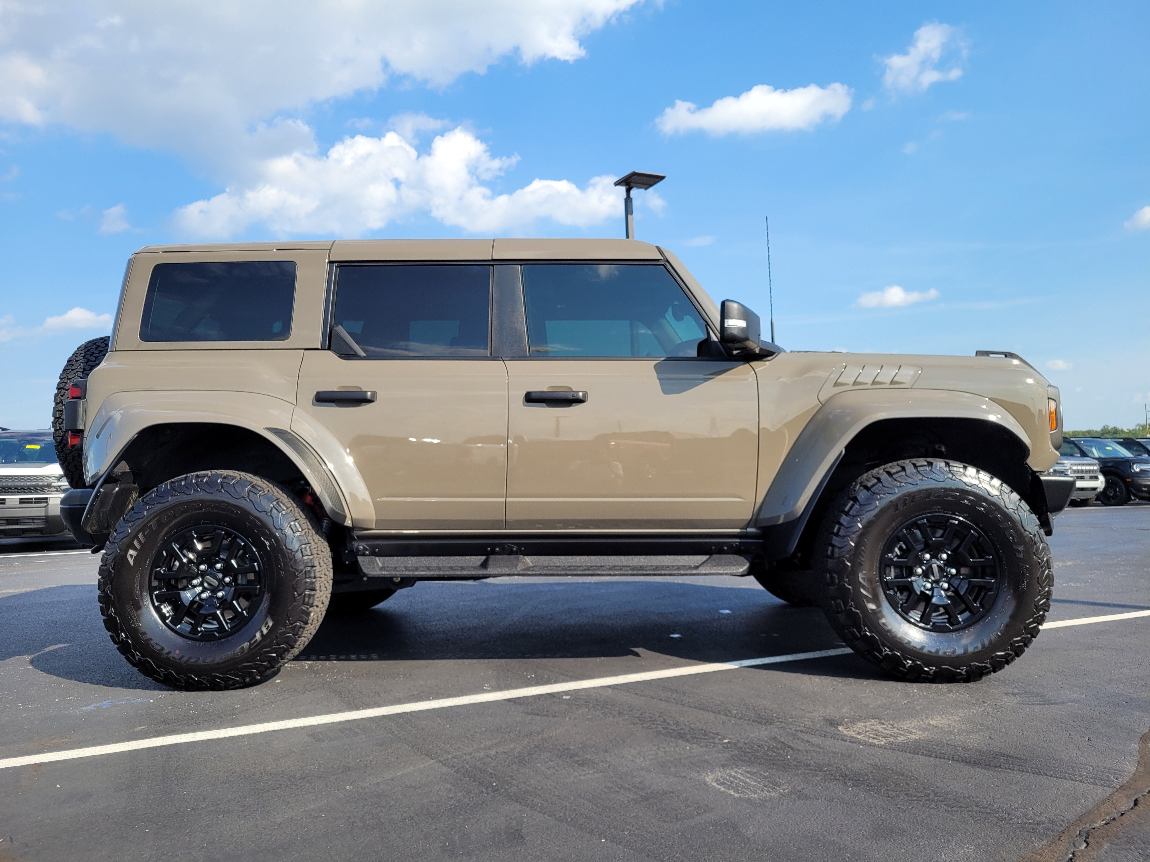 ford bronco 4-door 2025 1FMEE0RR8SLB73464 image ford bronco 4-door 2025 1FMEE0RR8SLB73464 image